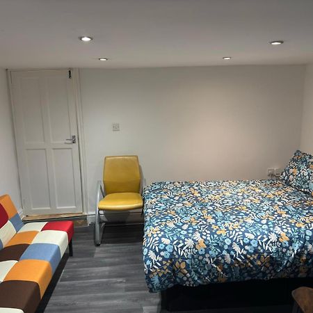 1 Bedroom Studio - Leeds - Near Centre - Elland Road מראה חיצוני תמונה