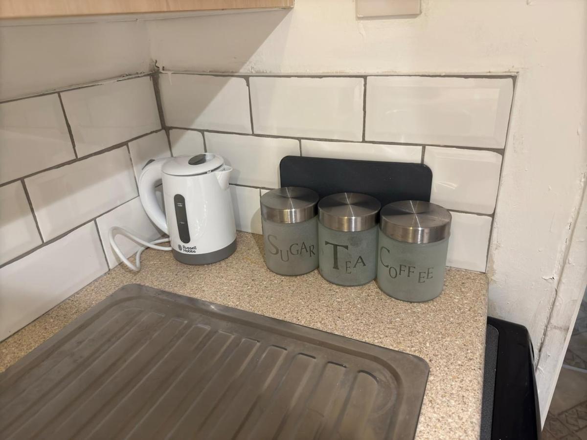 1 Bedroom Studio - Leeds - Near Centre - Elland Road מראה חיצוני תמונה