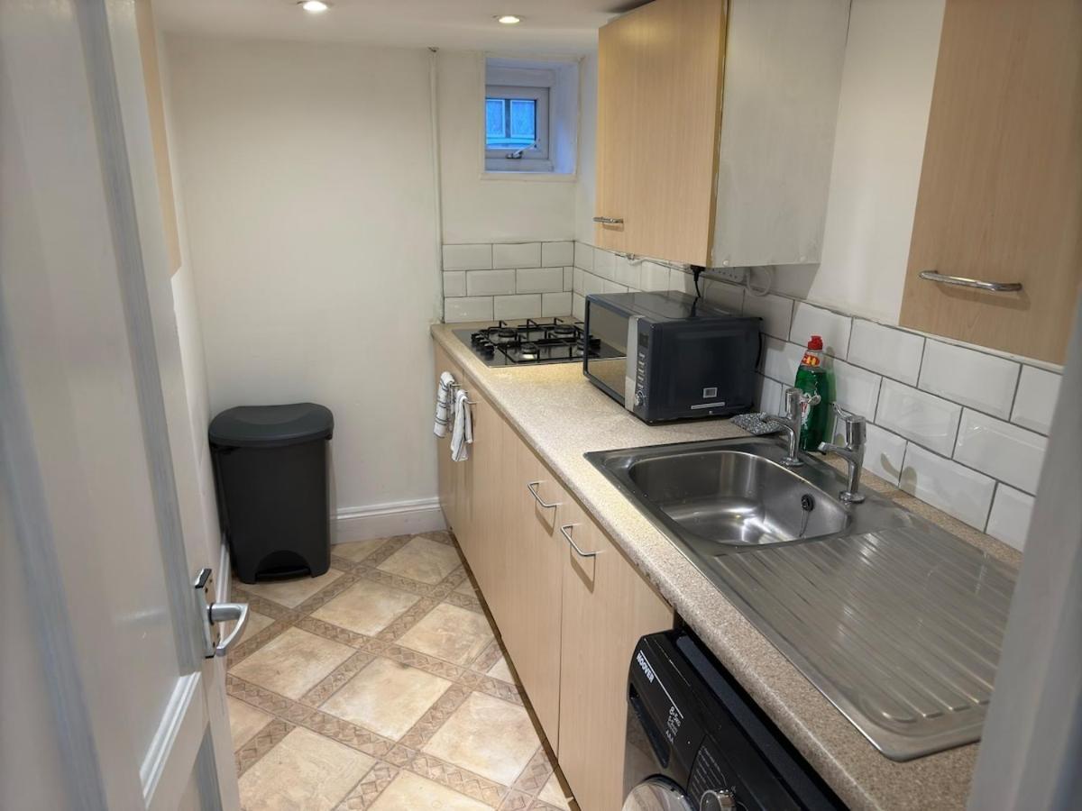 1 Bedroom Studio - Leeds - Near Centre - Elland Road מראה חיצוני תמונה