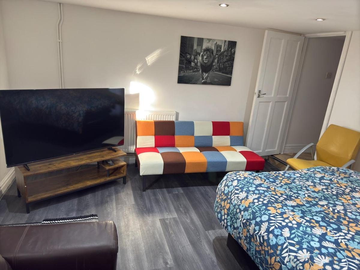 1 Bedroom Studio - Leeds - Near Centre - Elland Road מראה חיצוני תמונה