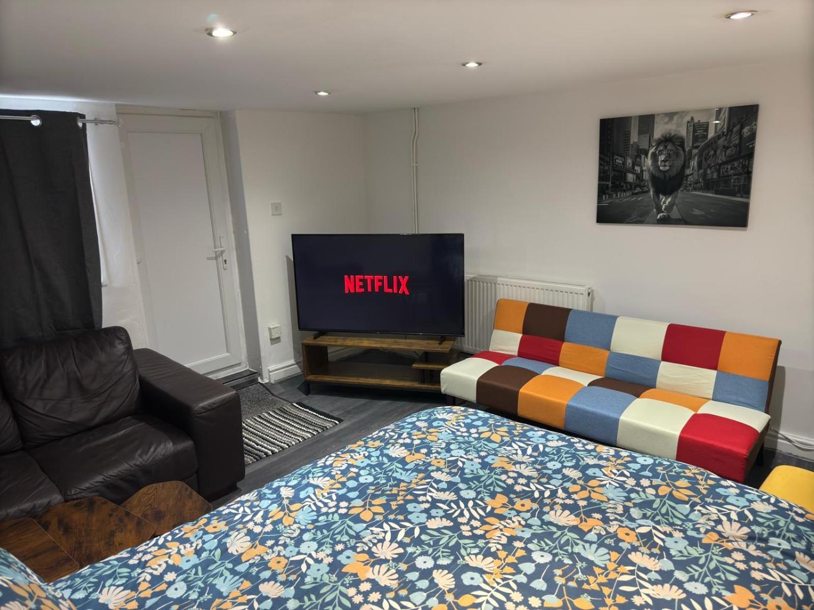 1 Bedroom Studio - Leeds - Near Centre - Elland Road מראה חיצוני תמונה